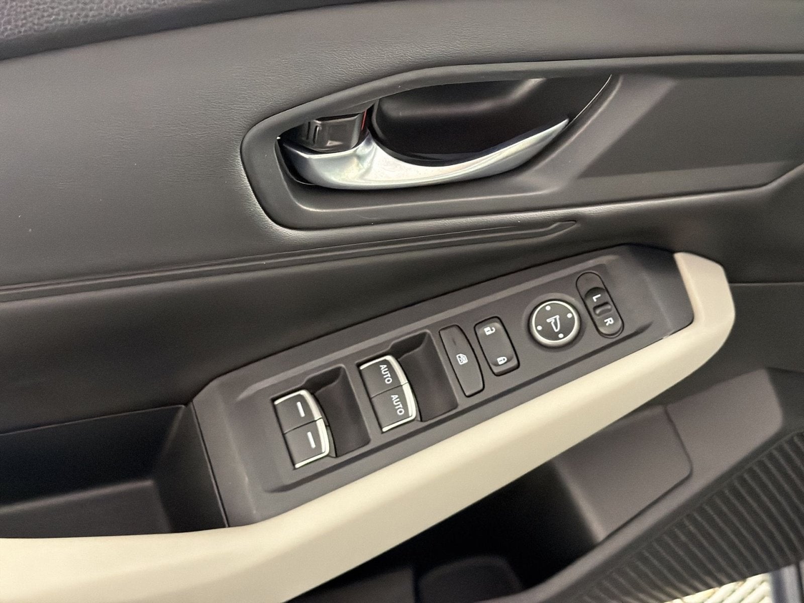 2024 Honda Accord EX - Photo 15