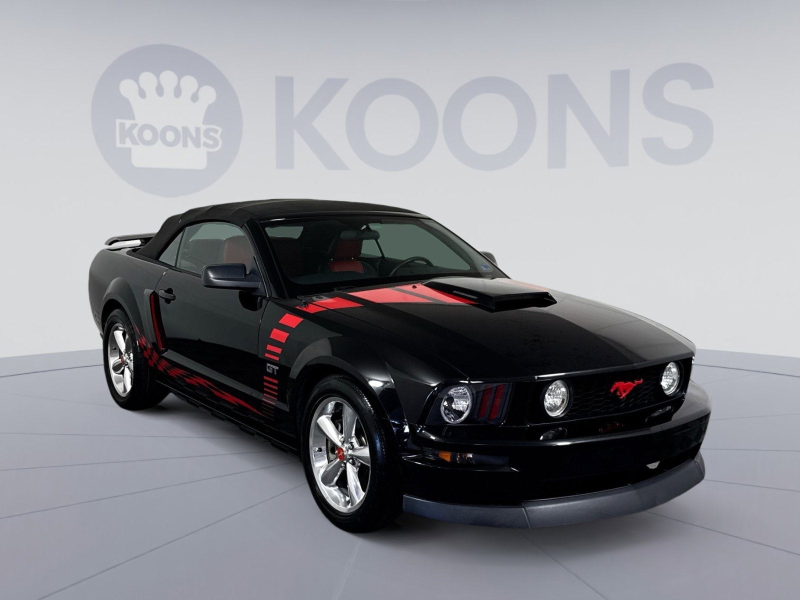 2006 Ford Mustang GT Deluxe