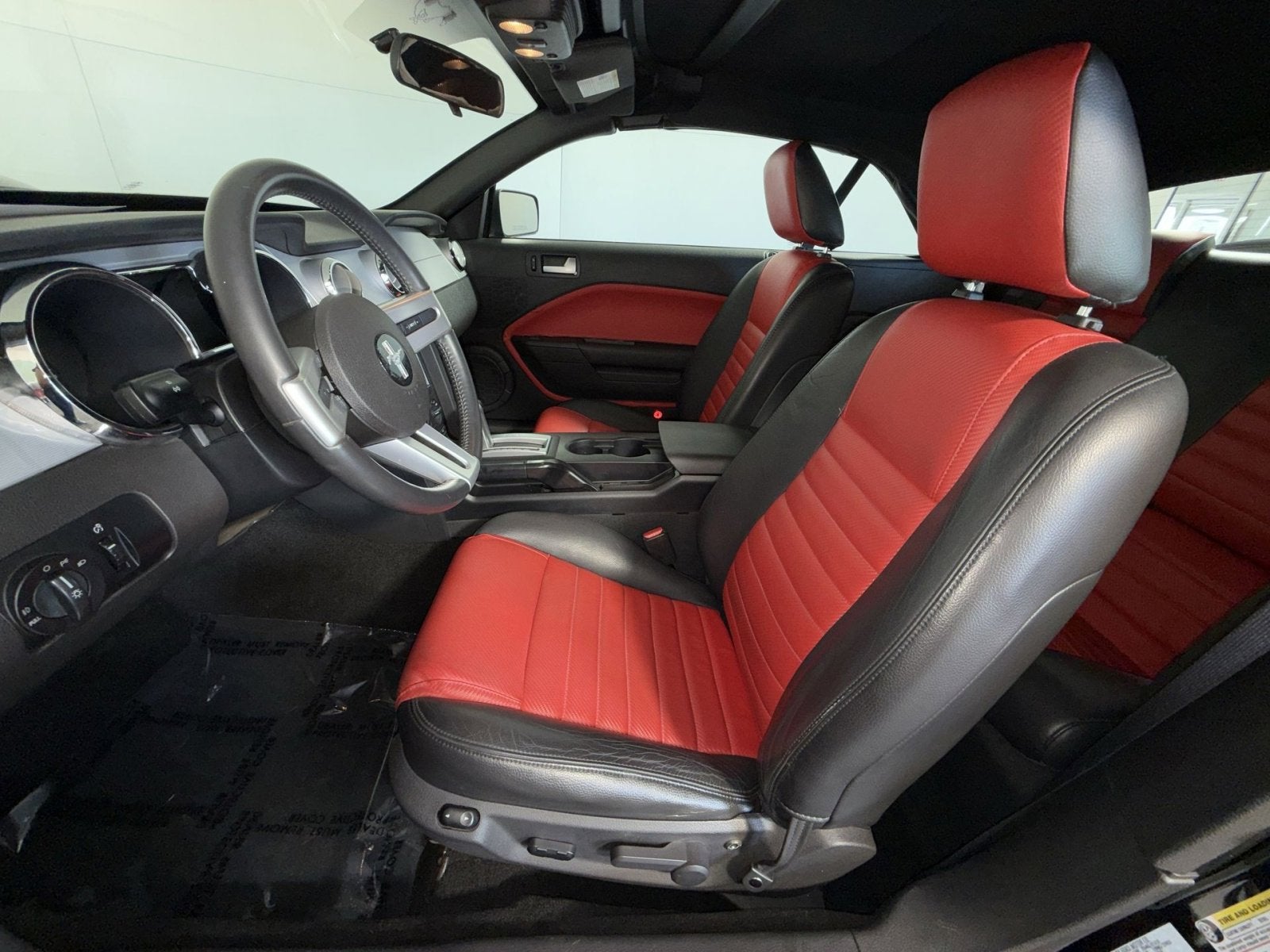2006 Ford Mustang GT Deluxe