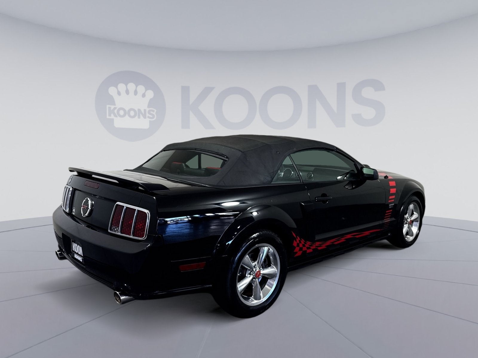 2006 Ford Mustang GT Deluxe