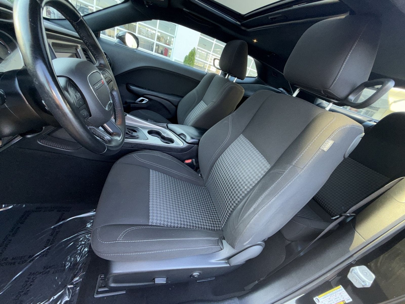 2021 Dodge Challenger SXT