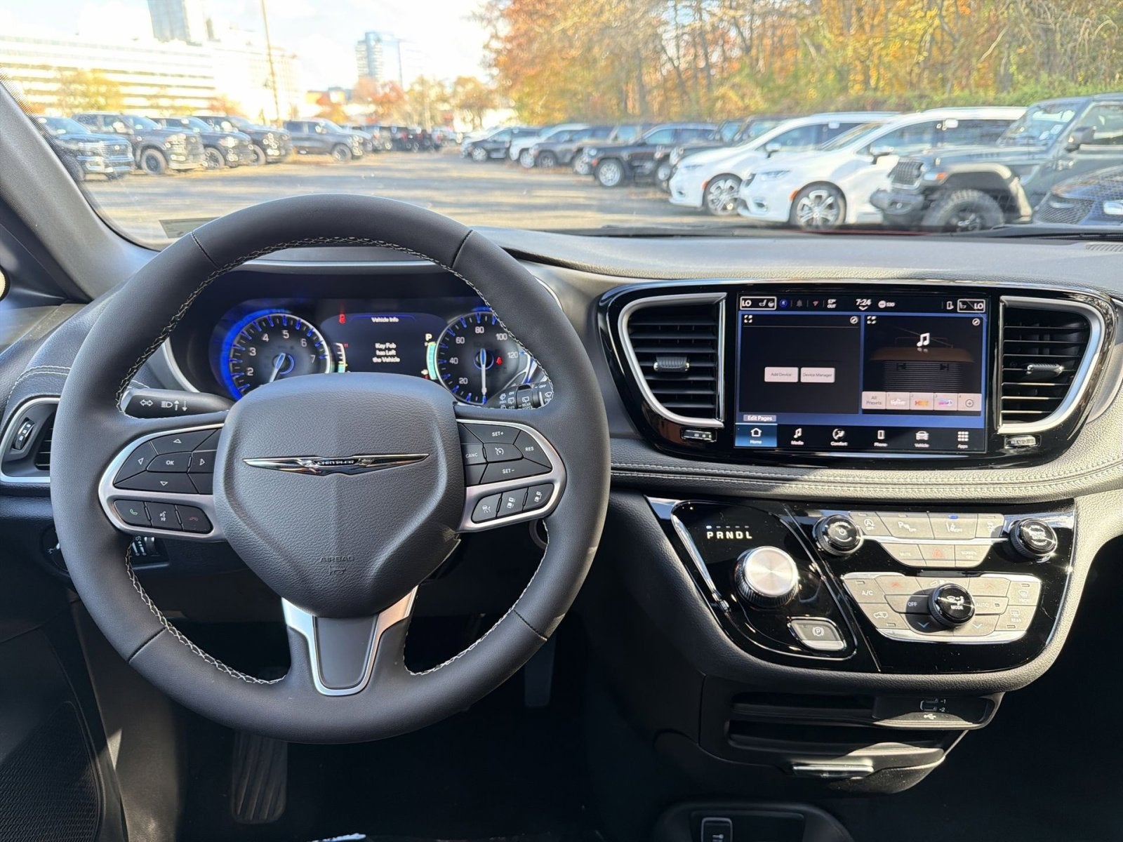 2026 Chrysler Pacifica Select