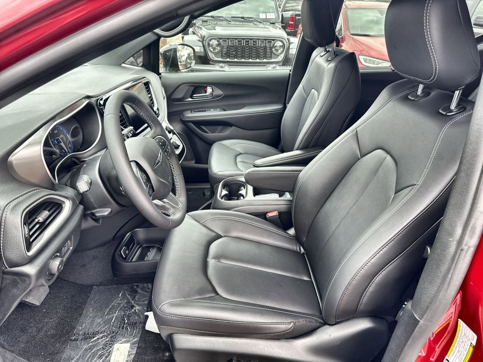 2026 Chrysler Pacifica Select