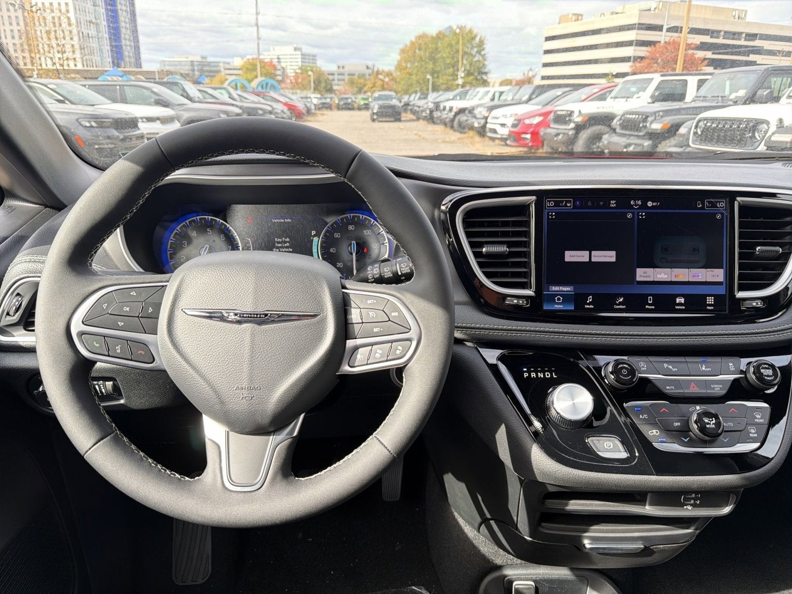 2026 Chrysler Pacifica Select