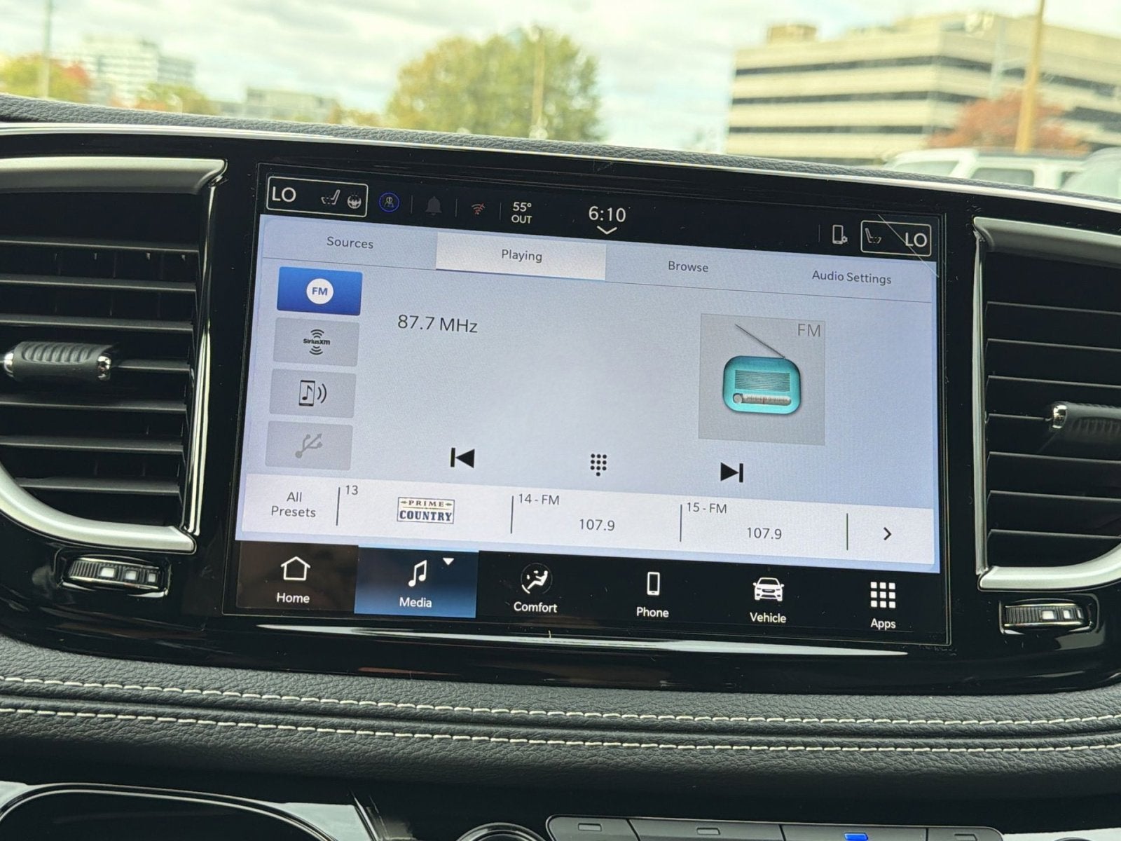 2026 Chrysler Pacifica Select