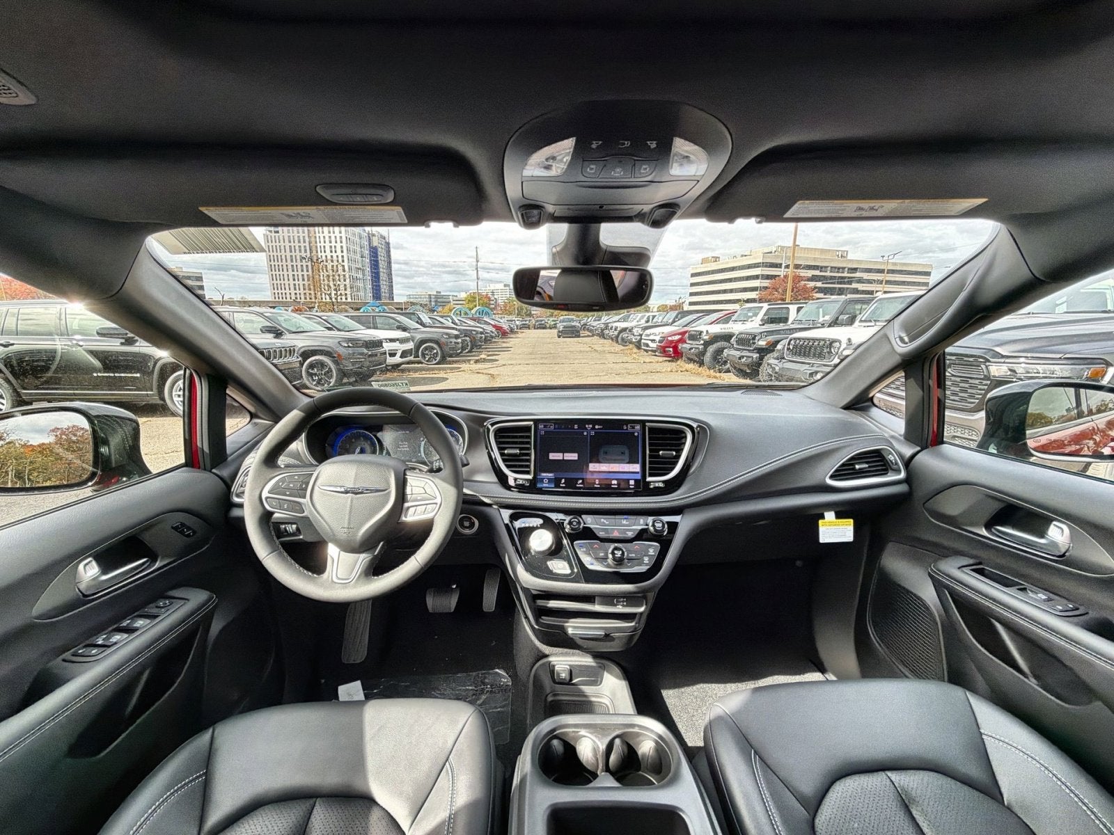 2026 Chrysler Pacifica Select