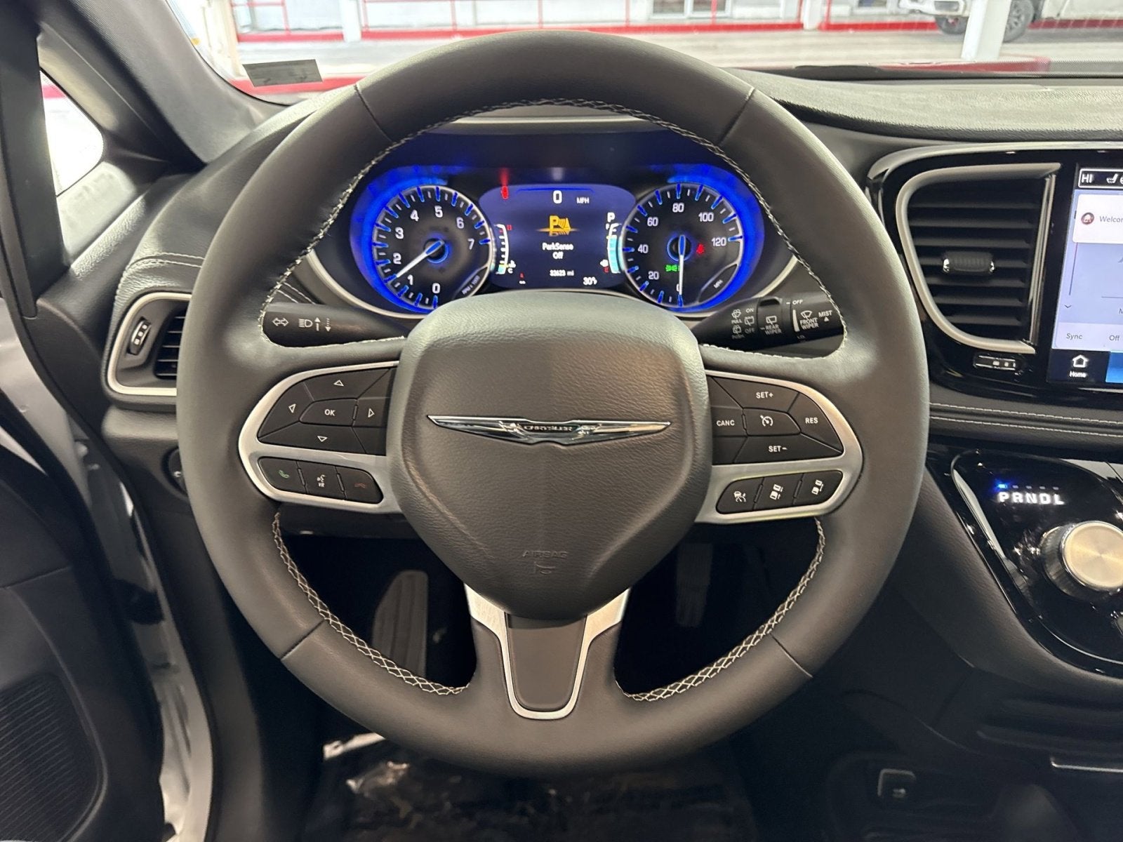 2025 Chrysler Pacifica Select