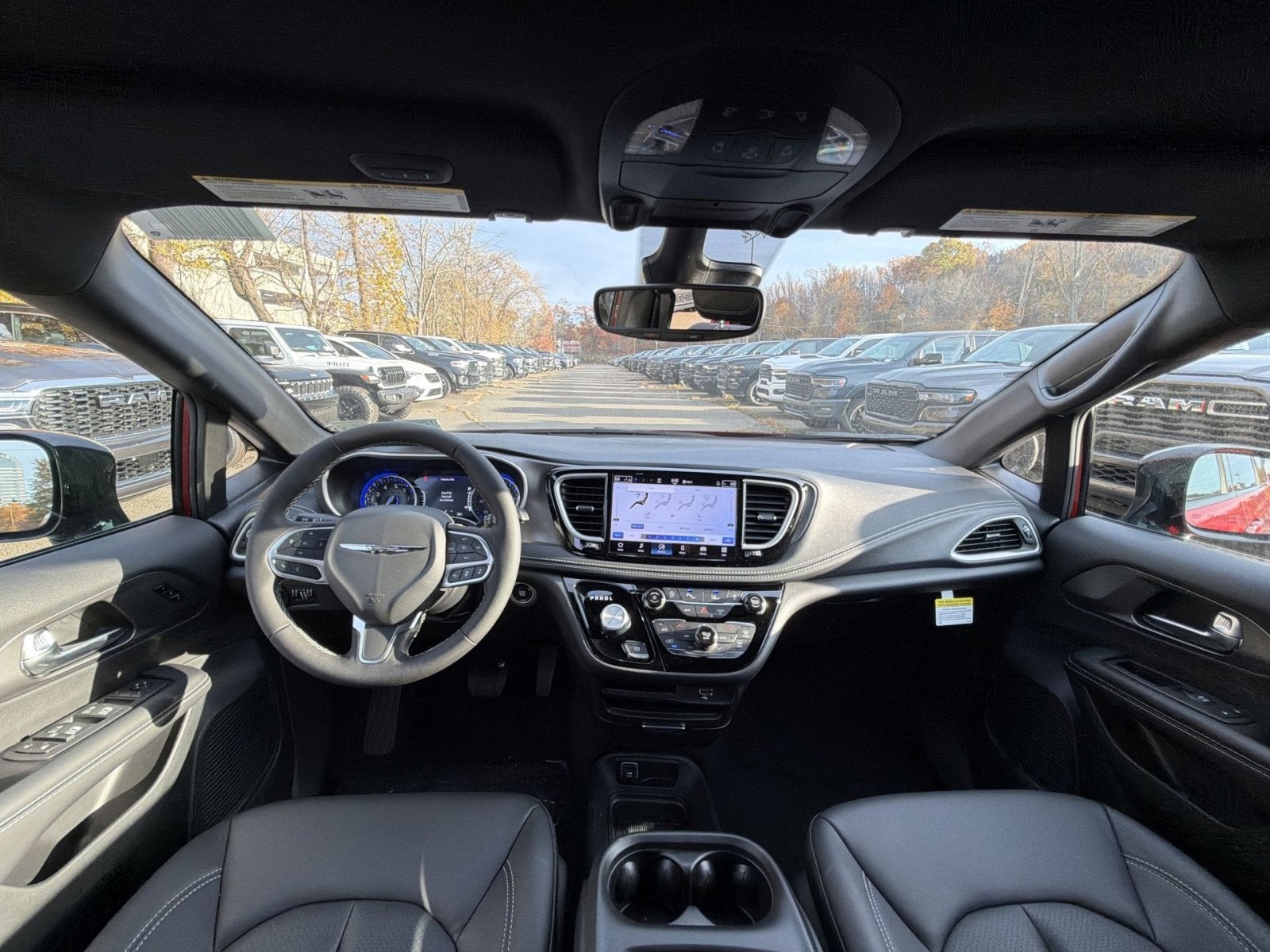 2026 Chrysler Pacifica Select