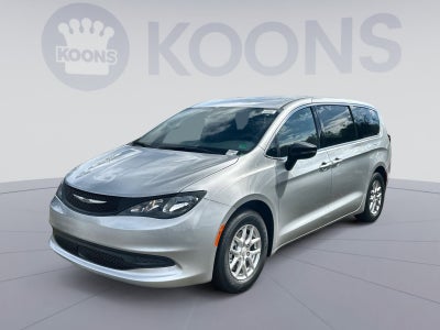 2026 Chrysler Voyager LX