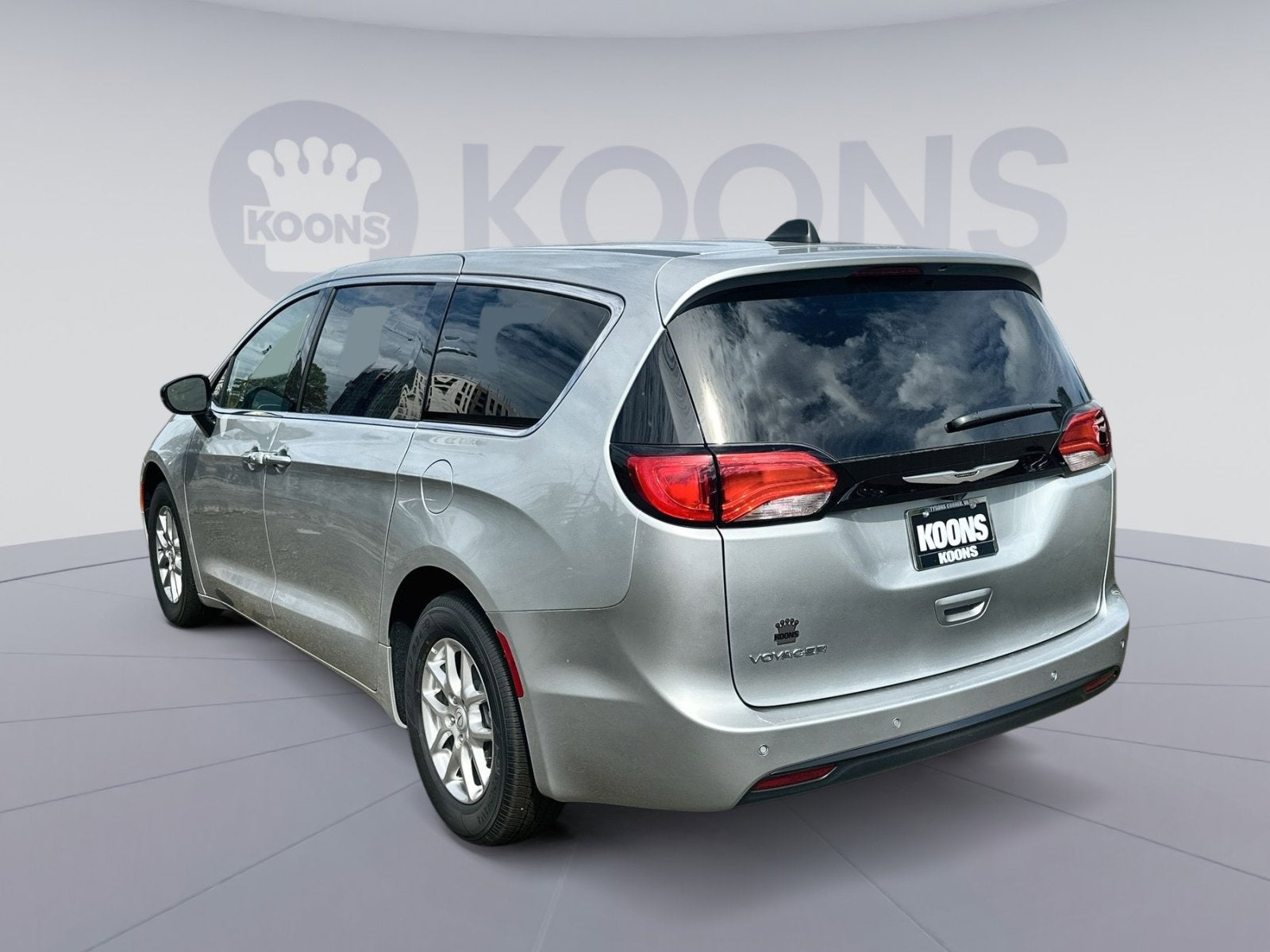 2026 Chrysler Voyager LX