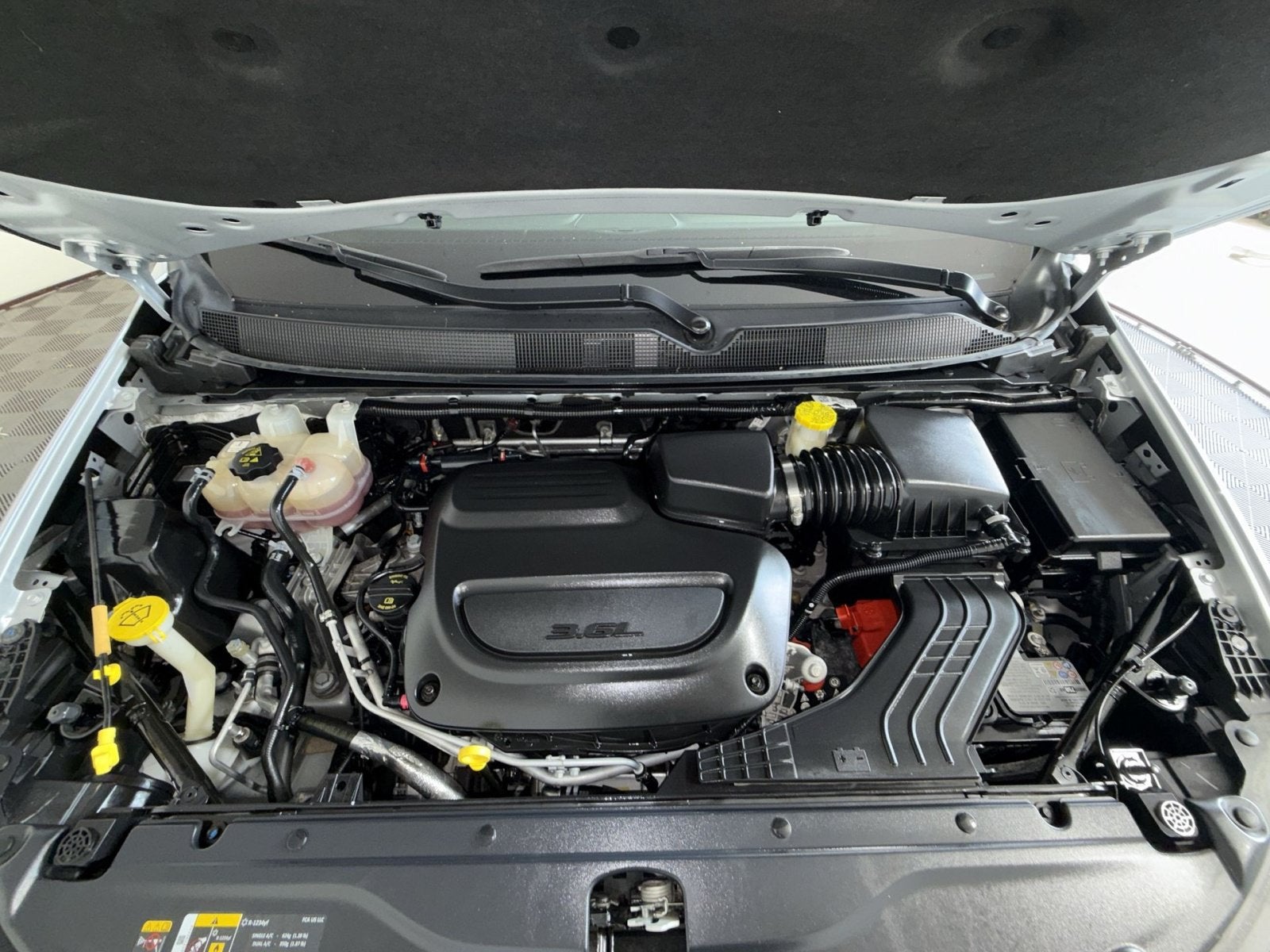 2024 Chrysler Voyager LX