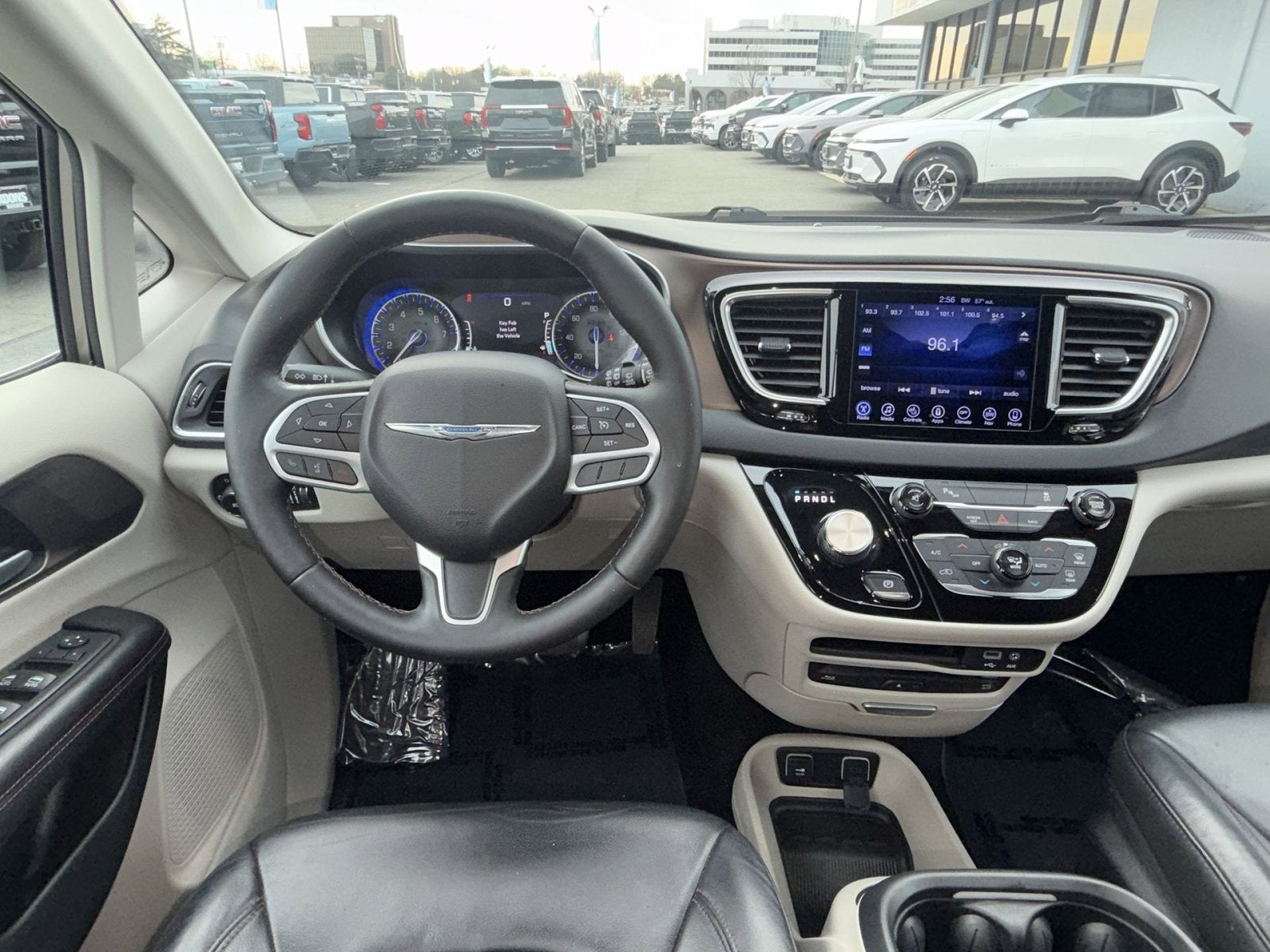 2017 Chrysler Pacifica Touring L Plus
