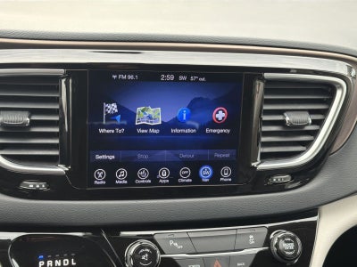 2017 Chrysler Pacifica Touring L Plus