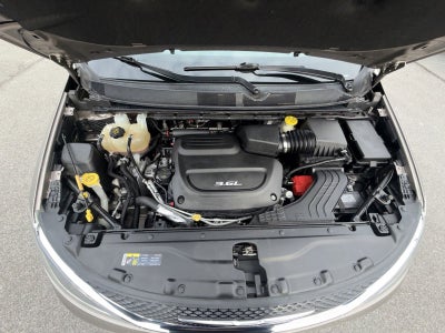 2017 Chrysler Pacifica Touring L Plus