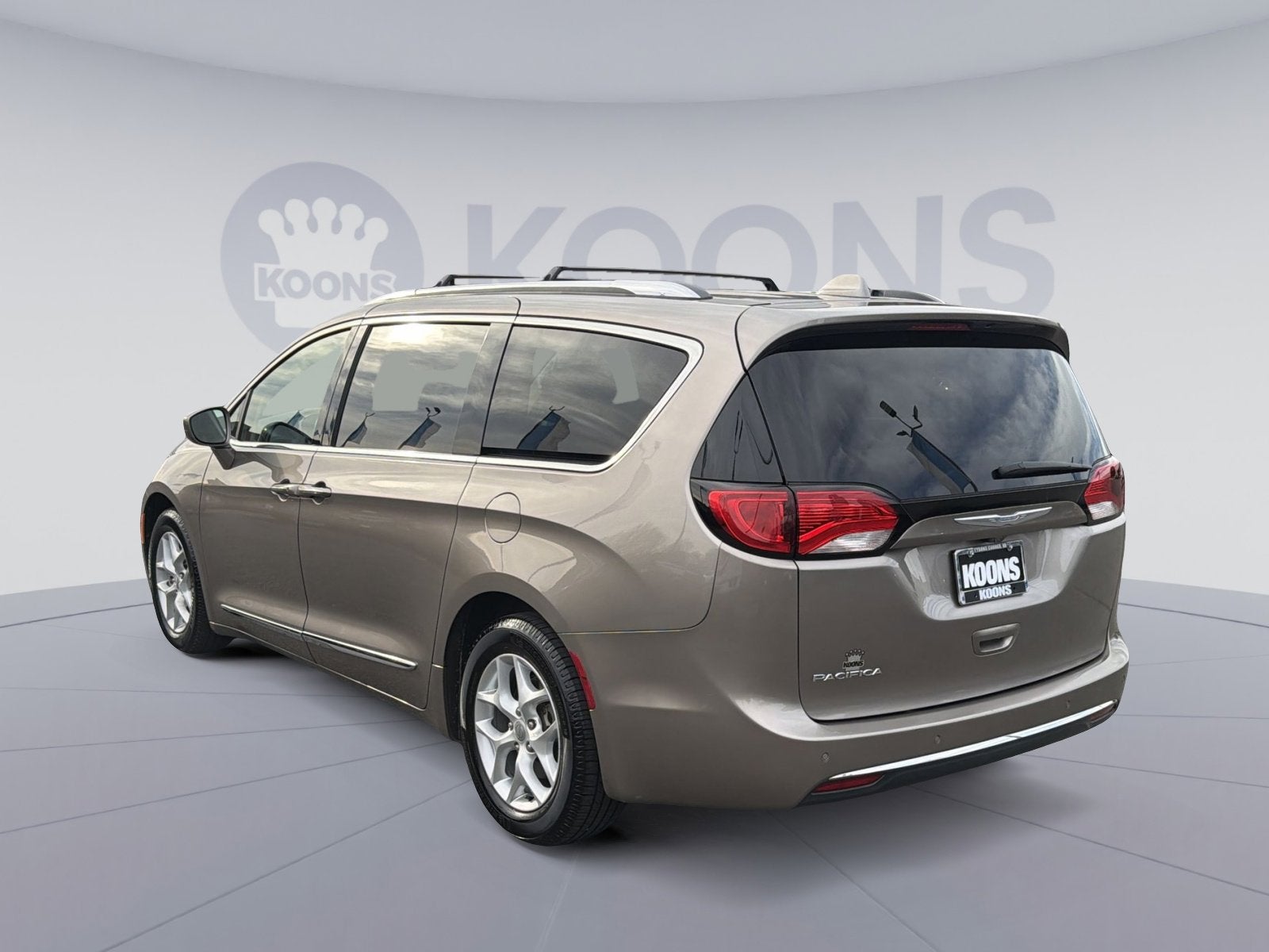 2017 Chrysler Pacifica Touring L Plus