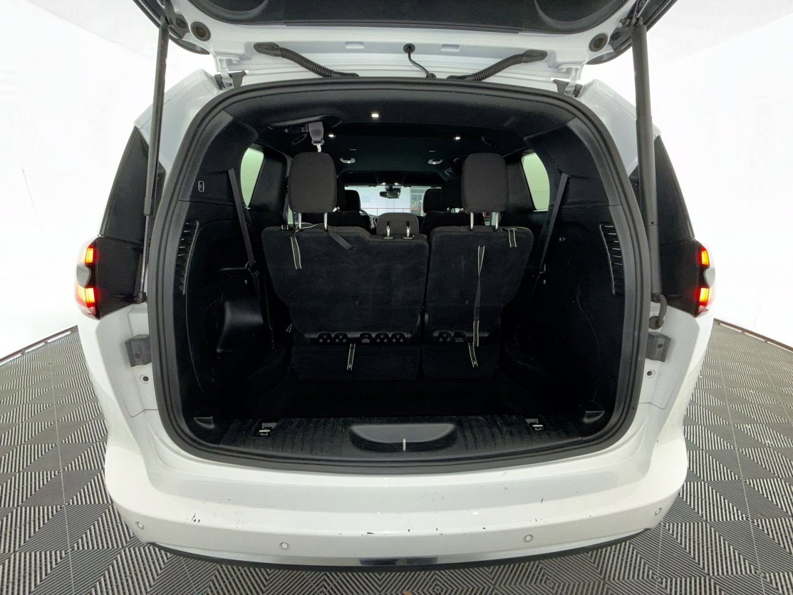 2023 Chrysler Pacifica Touring