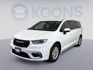 2023 Chrysler Pacifica Touring