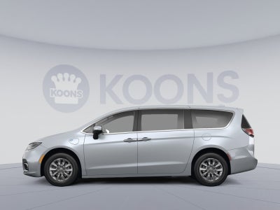2022 Chrysler Pacifica Hybrid Touring L