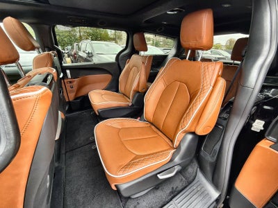 2026 Chrysler Pacifica Pinnacle