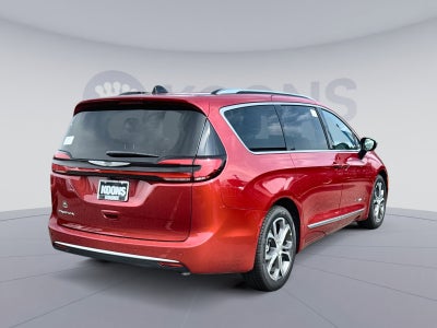 2026 Chrysler Pacifica Pinnacle