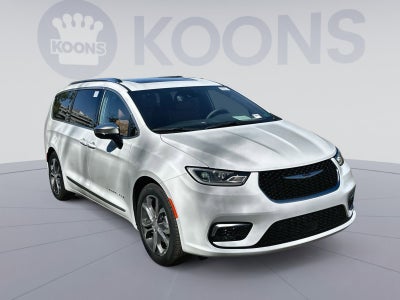 2026 Chrysler Pacifica Pinnacle