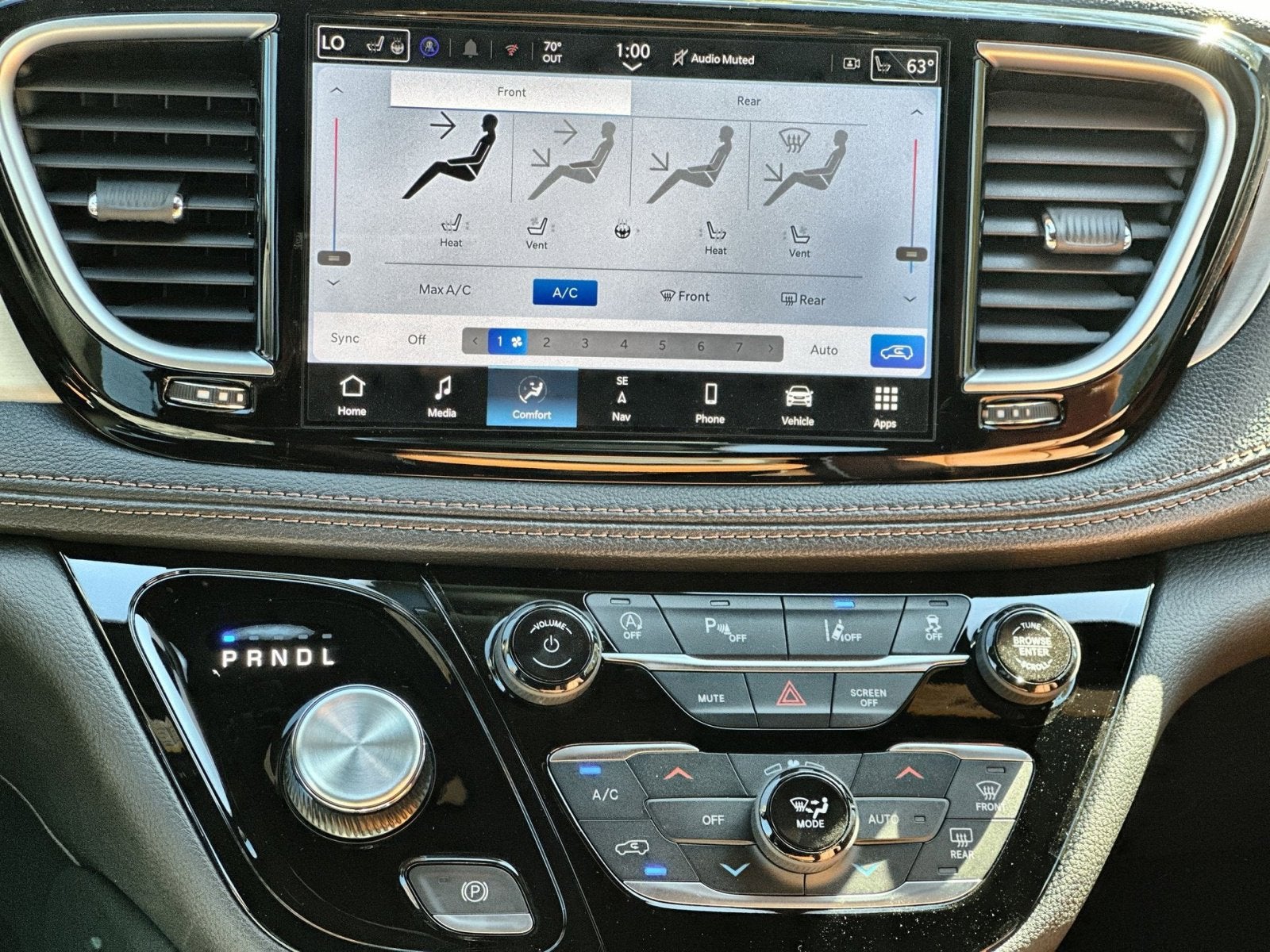 2026 Chrysler Pacifica Pinnacle