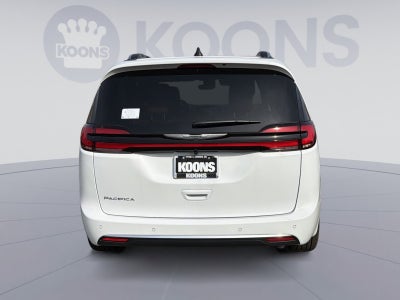 2026 Chrysler Pacifica Pinnacle