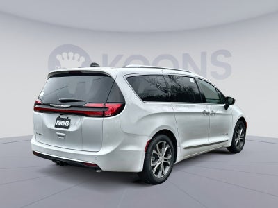 2026 Chrysler Pacifica Pinnacle