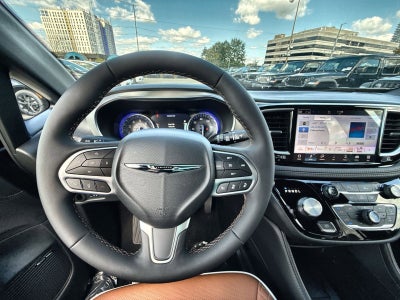 2026 Chrysler Pacifica Pinnacle