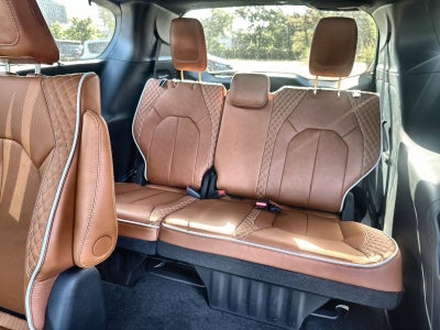2026 Chrysler Pacifica Pinnacle