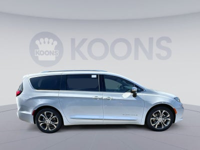 2026 Chrysler Pacifica Pinnacle