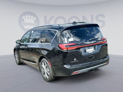 2026 Chrysler Pacifica Pinnacle