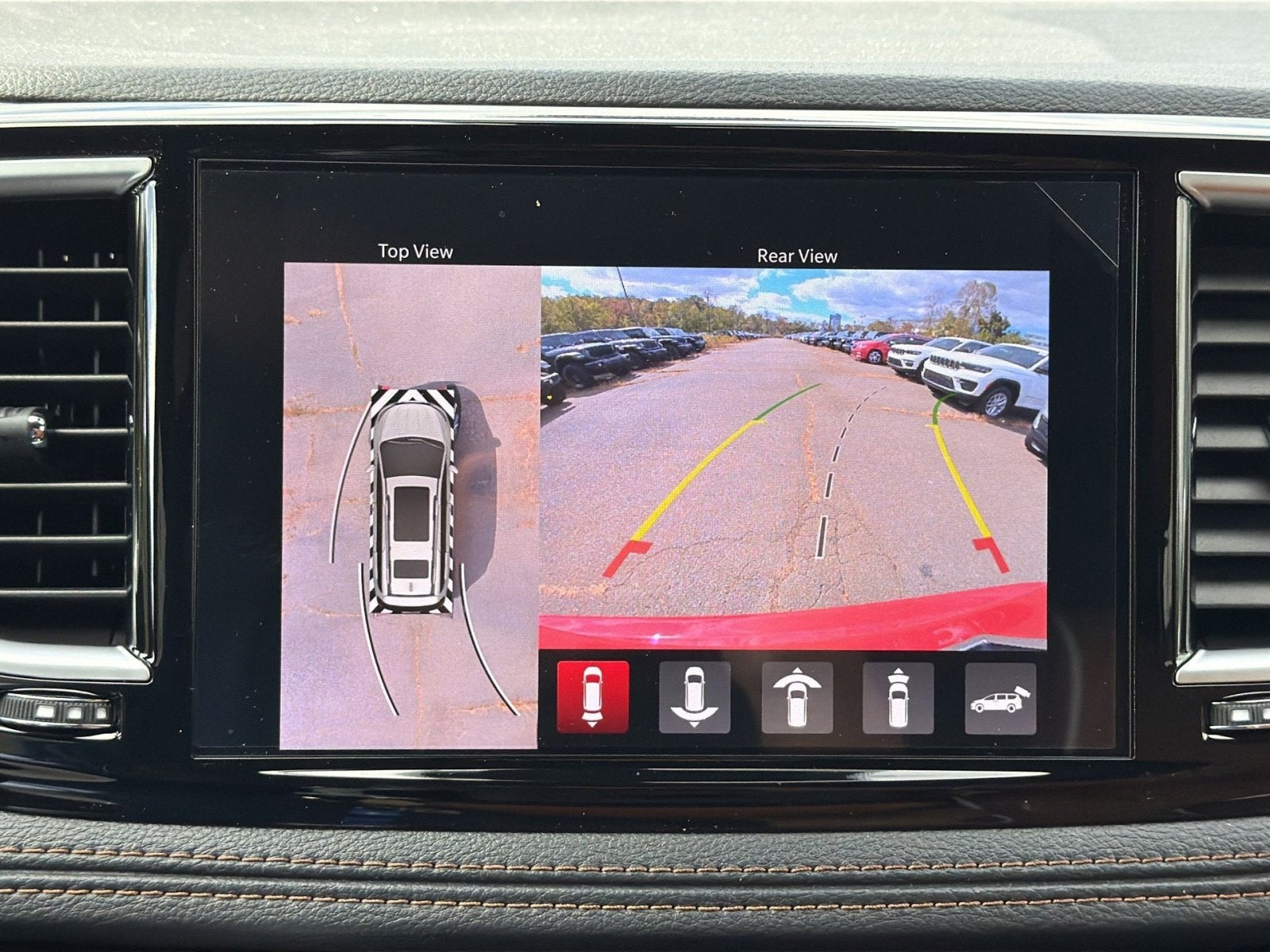 2026 Chrysler Pacifica Pinnacle