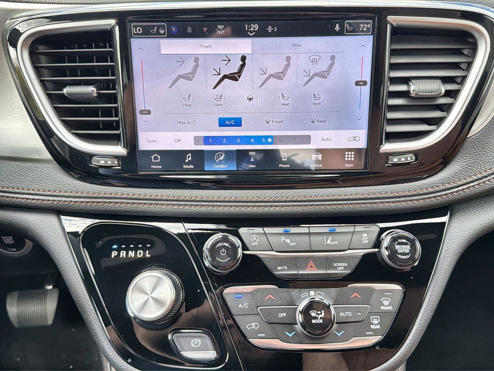 2026 Chrysler Pacifica Pinnacle