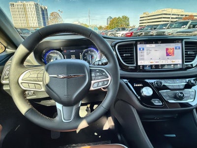 2026 Chrysler Pacifica Pinnacle