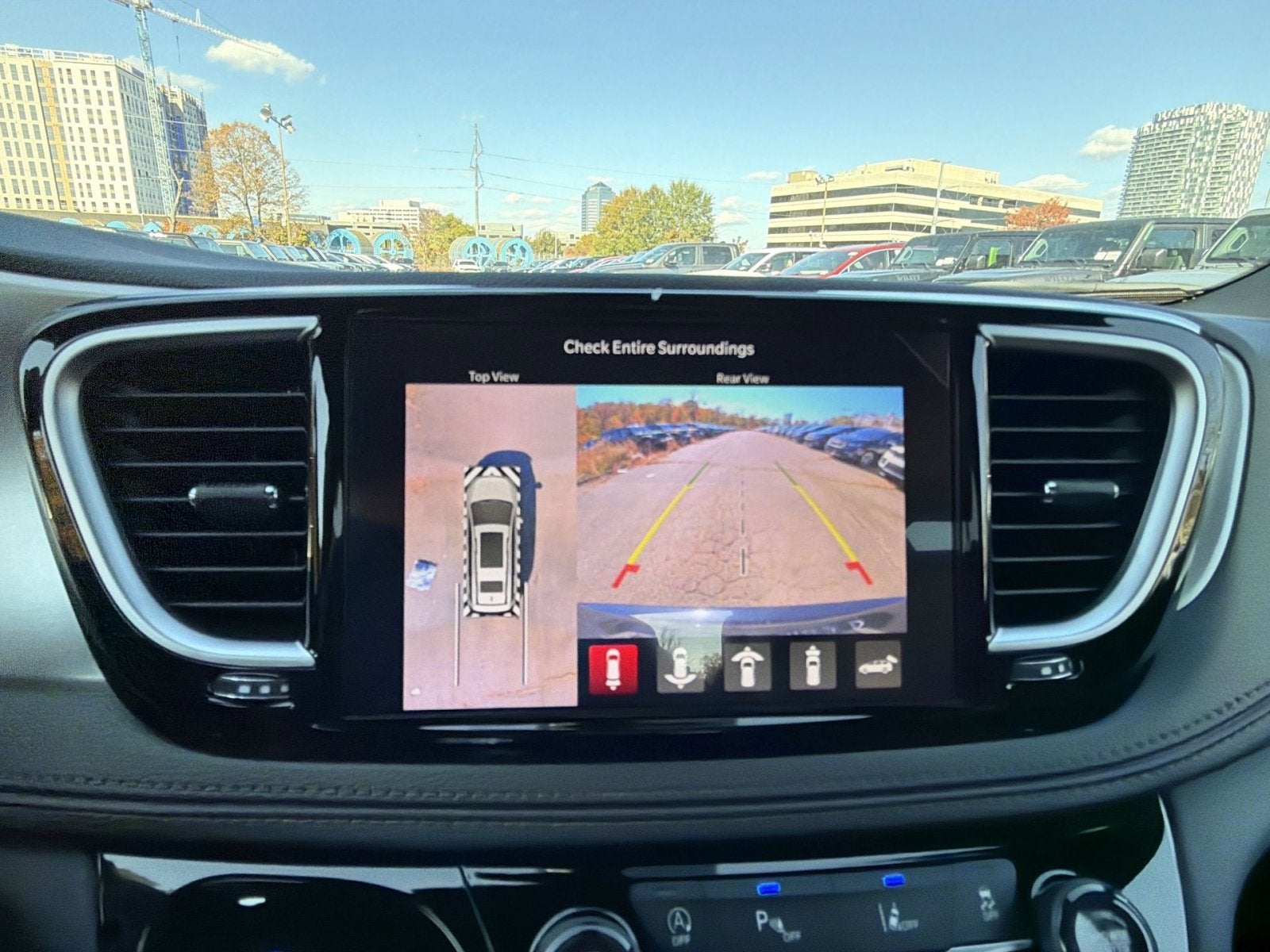 2026 Chrysler Pacifica Pinnacle