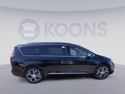 2026 Chrysler Pacifica Pinnacle