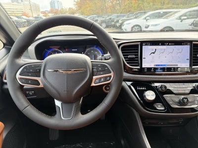 2026 Chrysler Pacifica Pinnacle