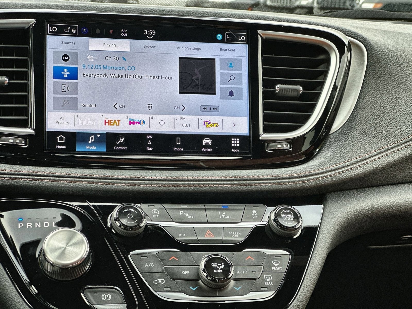 2026 Chrysler Pacifica Pinnacle