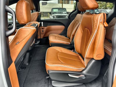 2026 Chrysler Pacifica Pinnacle