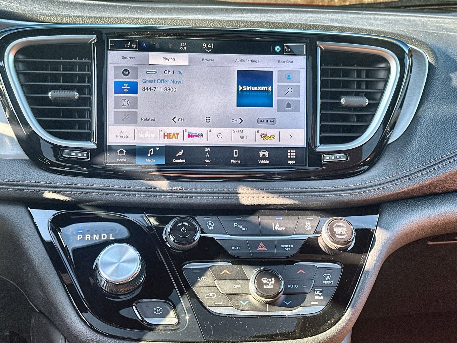 2026 Chrysler Pacifica Pinnacle