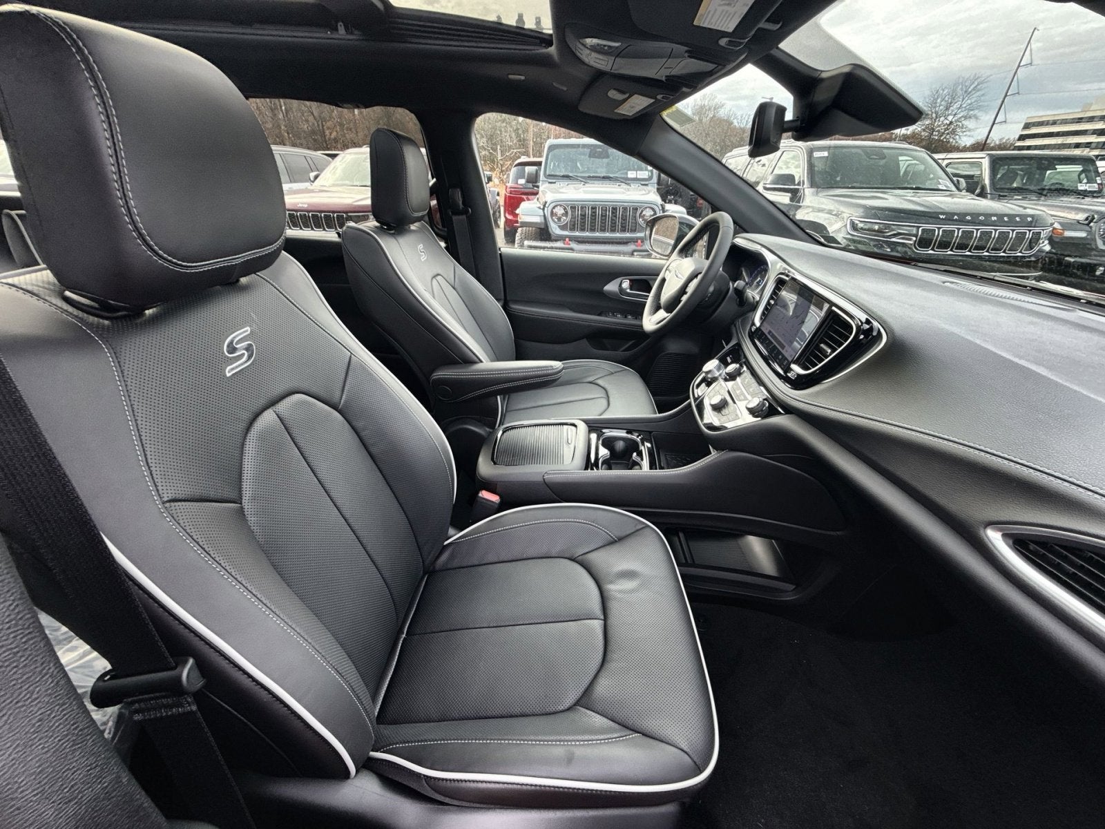 2026 Chrysler Pacifica Limited