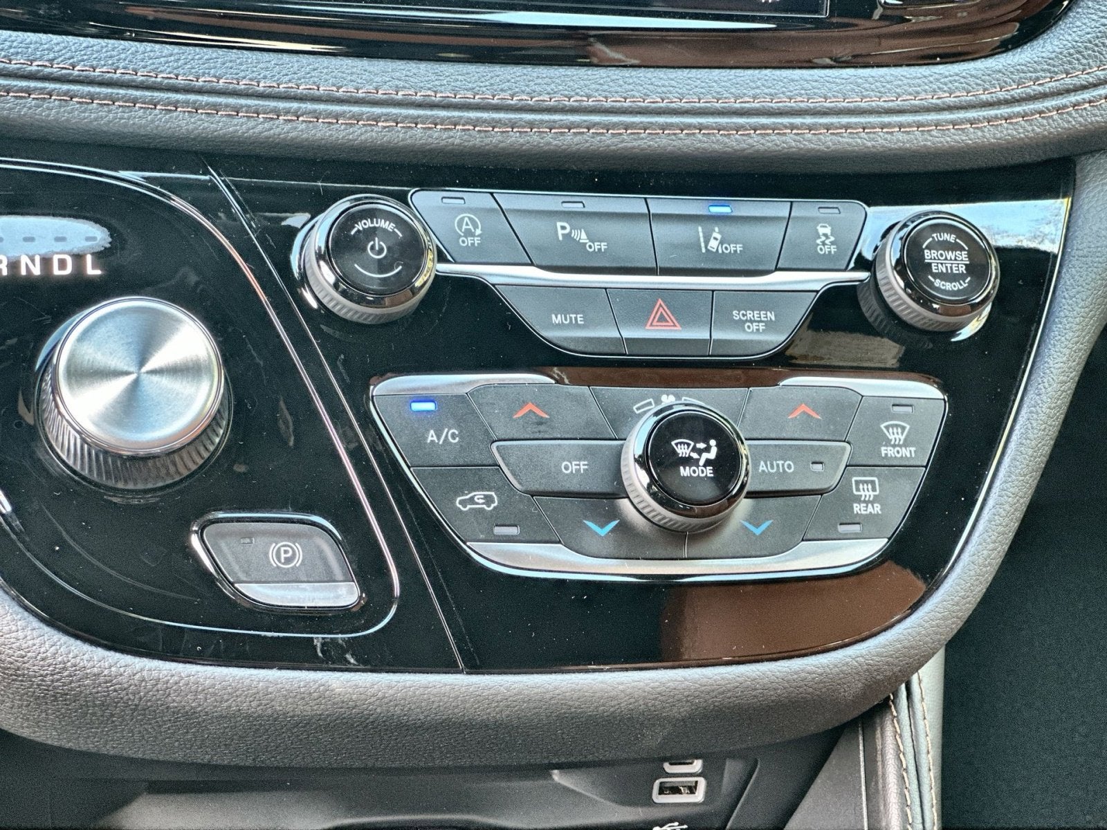 2026 Chrysler Pacifica Pinnacle