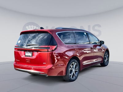 2026 Chrysler Pacifica Pinnacle