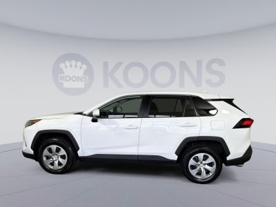 2022 Toyota RAV4 LE