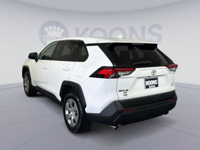 2022 Toyota RAV4 LE