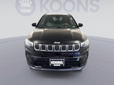 2023 Jeep Compass Latitude Lux