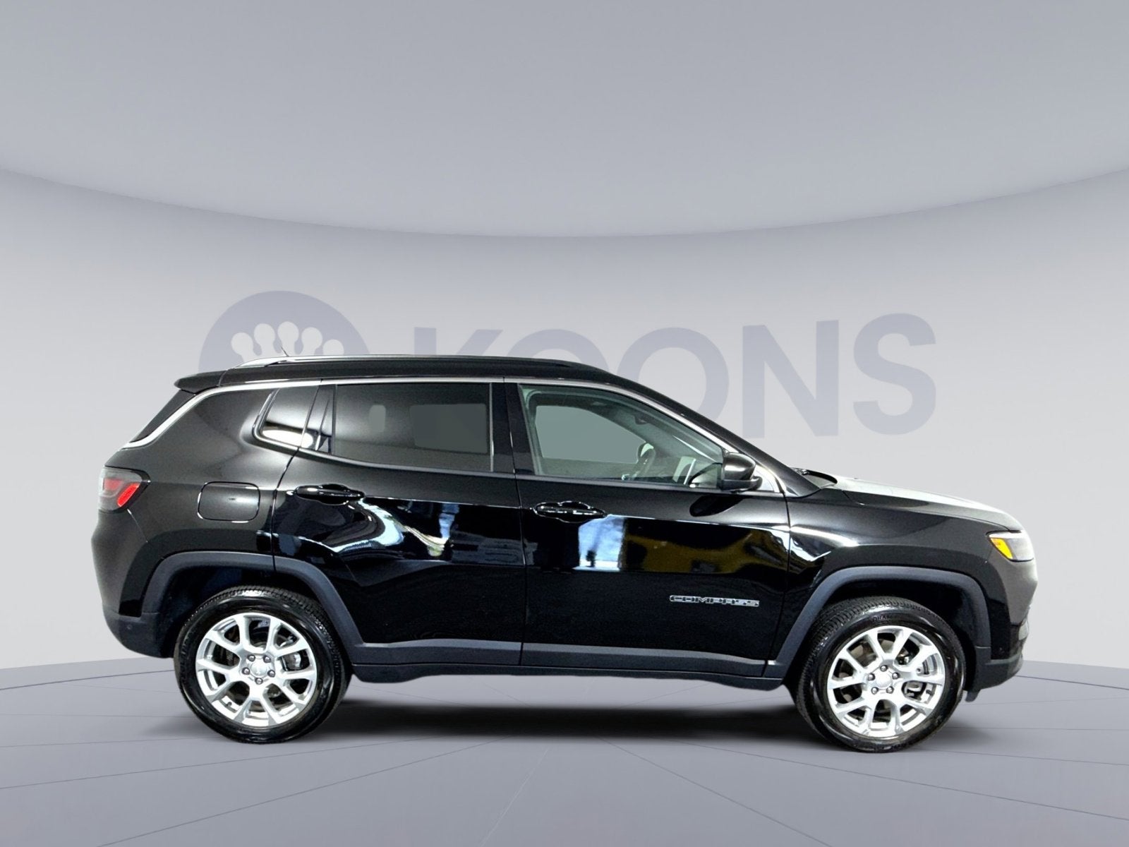 2023 Jeep Compass Latitude Lux