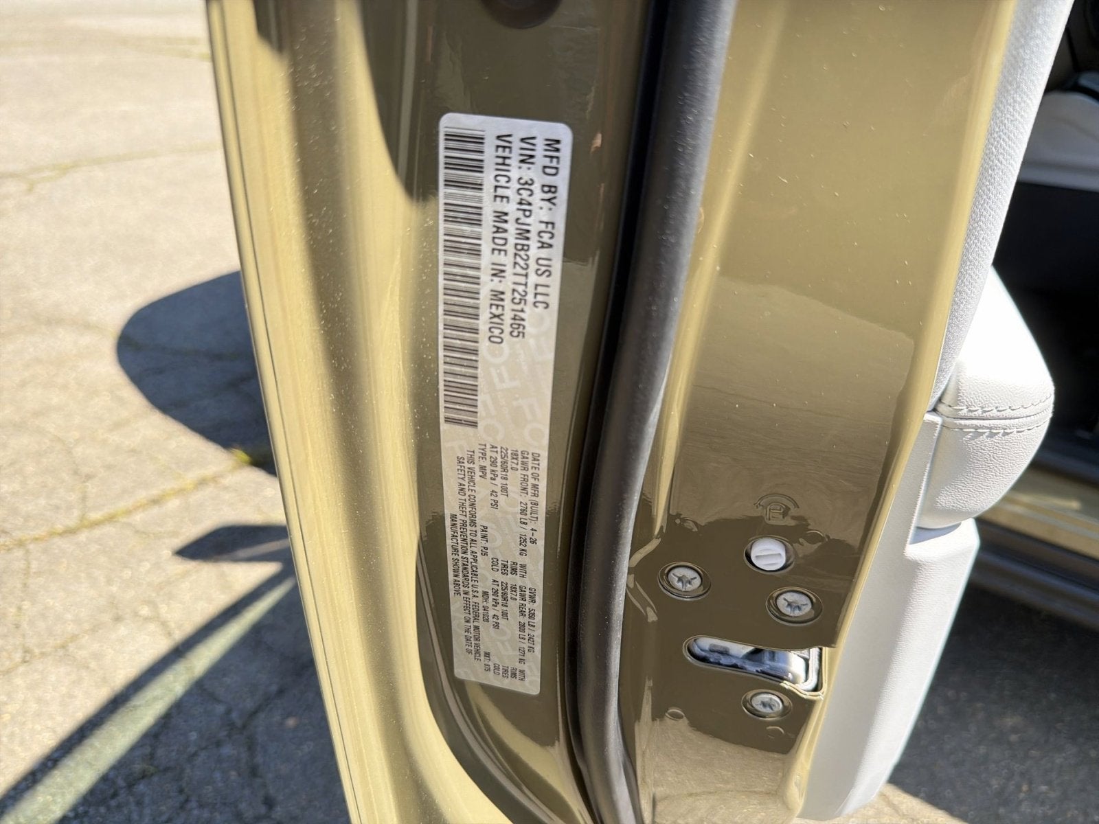2026 Jeep Cherokee Laredo