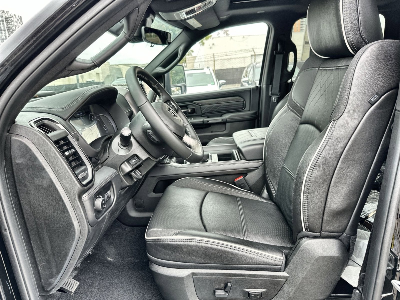 2025 RAM 2500 Limited